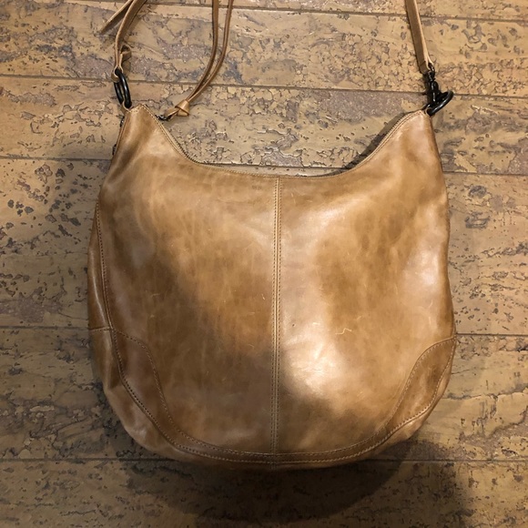 Frye Handbags - Frye Melissa Scooped Hobo